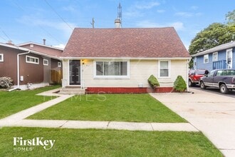 Building Photo - 510 E Clarendon Dr