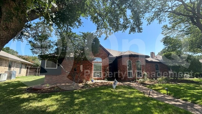 Building Photo - 1217 Babbling Brook Dr