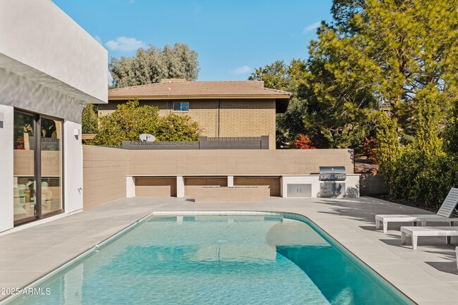 Building Photo - 5156 N 45th Pl