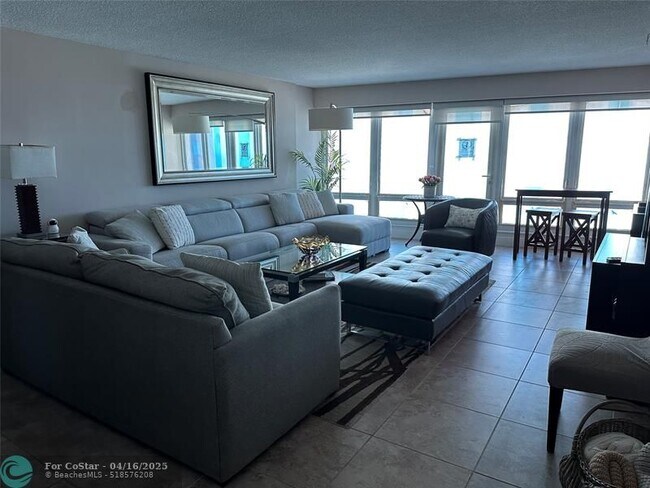 Building Photo - 4100 Galt Ocean Dr