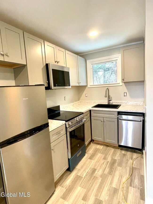 Building Photo - 2648 US-9
