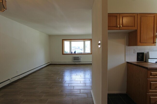 Building Photo - 8244 Woolston Ave