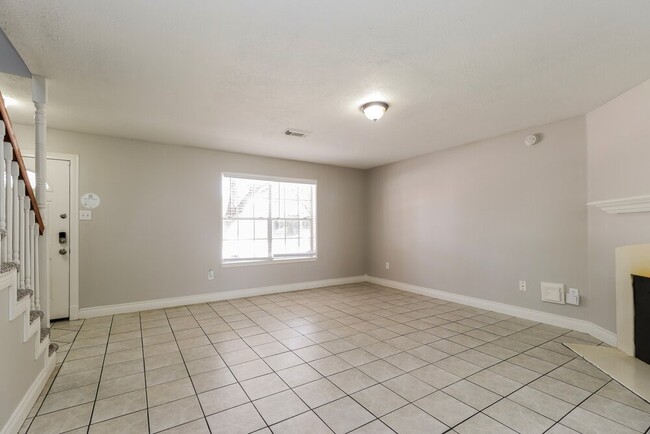 Building Photo - 3035 Cinnamon Glen Dr