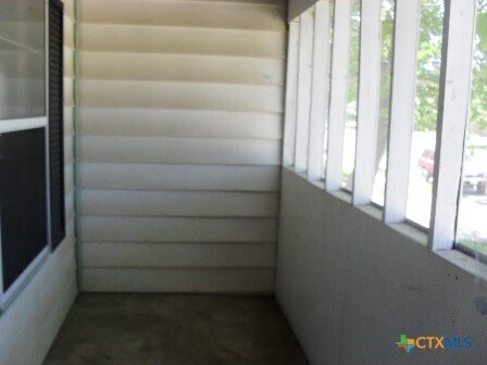 Building Photo - 910 San Antonio St