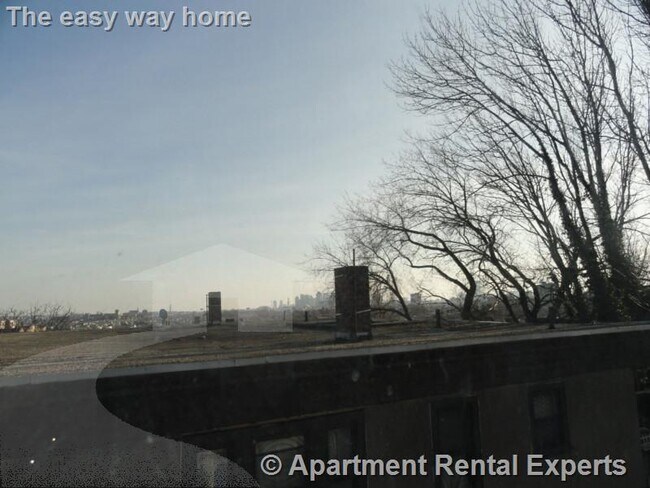 Building Photo - 358 Broadway