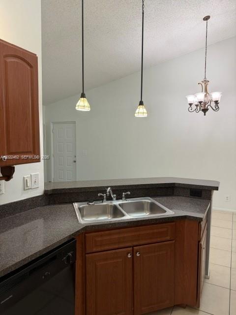 Building Photo - 9999 Summerbreeze Dr