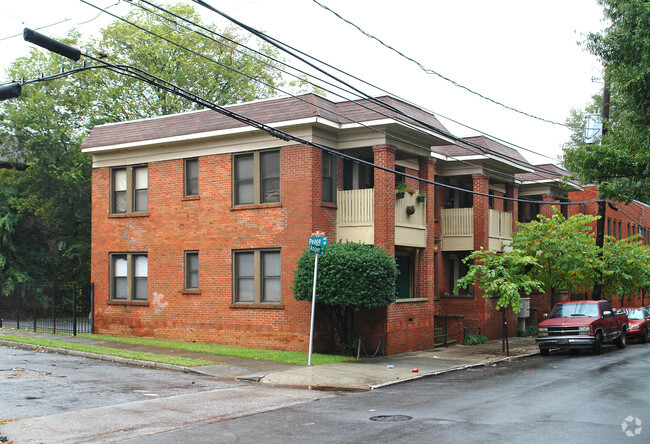 Primary Photo - 443 NE Angier Ave