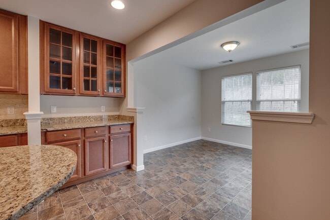 Building Photo - 2609 Jordan Ridge Dr