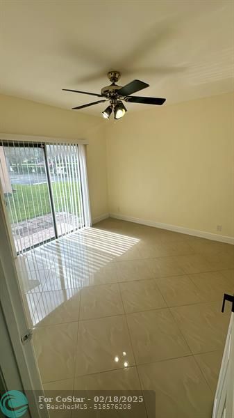 Building Photo - 4039 Coral Springs Dr