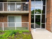 Building Photo - 1104 Mercury Dr