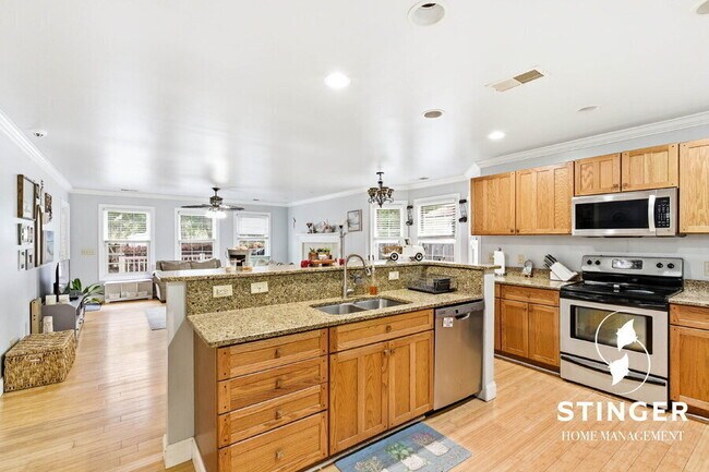 Building Photo - 2414 Waddell Rd