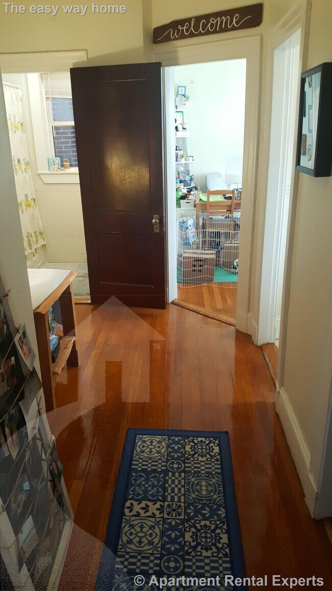 Building Photo - 163 Summer St