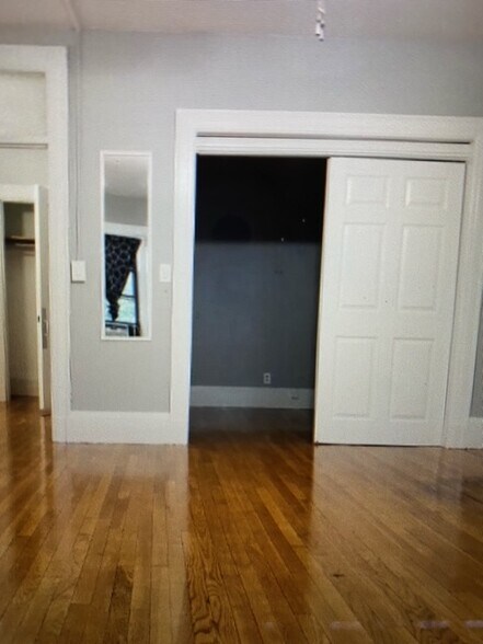 Building Photo - 1109 Boylston St