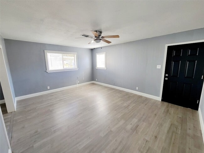 Building Photo - 2617 Virginia Ct
