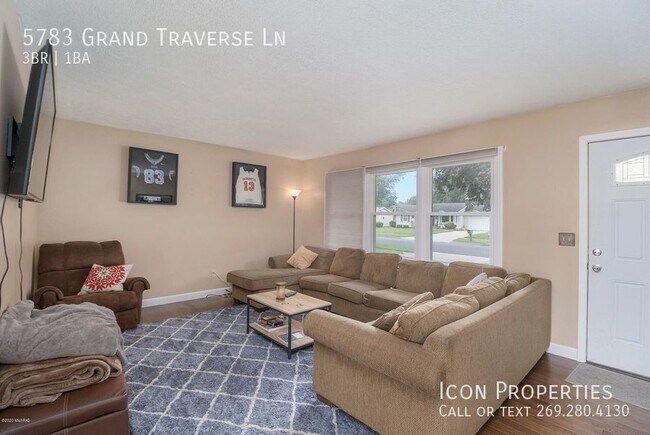 Building Photo - 5783 Grand Traverse Ln