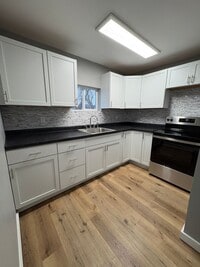 Building Photo - 313 e first street