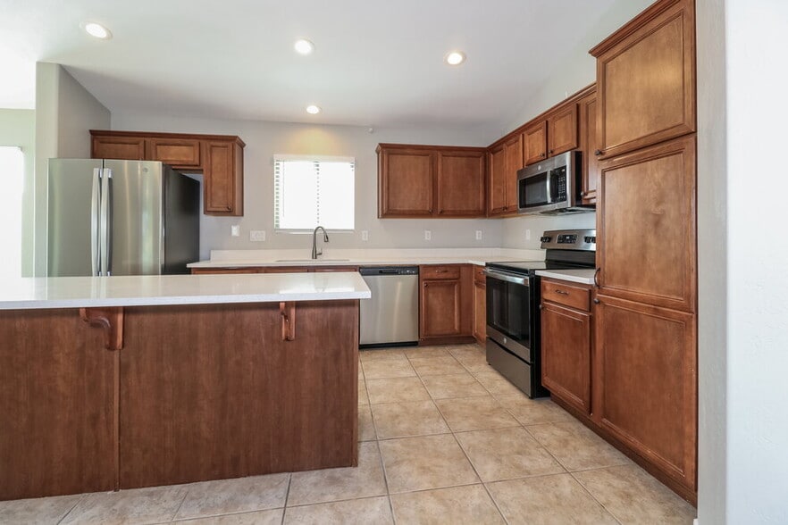 Building Photo - 14815 N Tonya Cir