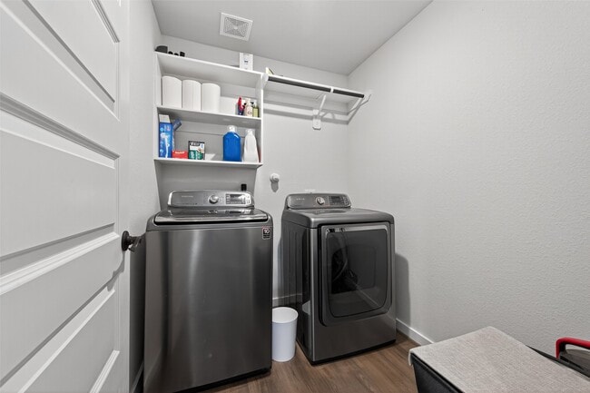 Building Photo - 30301 Kingston Heath Dr