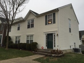 Building Photo - Updated Spacious Town Home with Attached G...