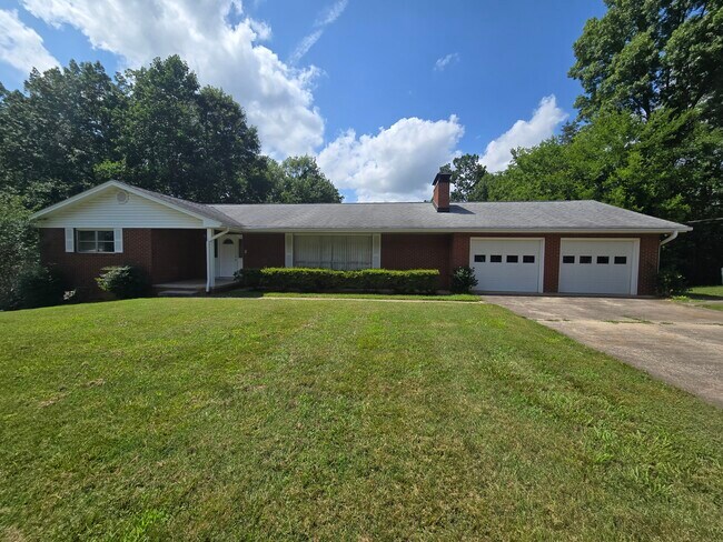 Primary Photo - 3109 Dekalb Dr SW