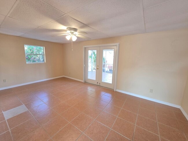 Building Photo - 3125 Irving St