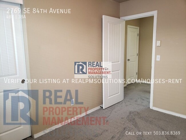 Building Photo - 2769 SE 84th Ave
