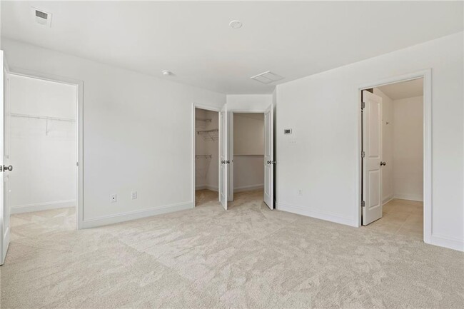 Building Photo - 13833 Randolph Pond Ln