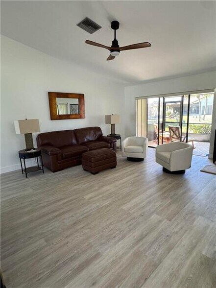 Building Photo - 16843 Boca Delray Dr