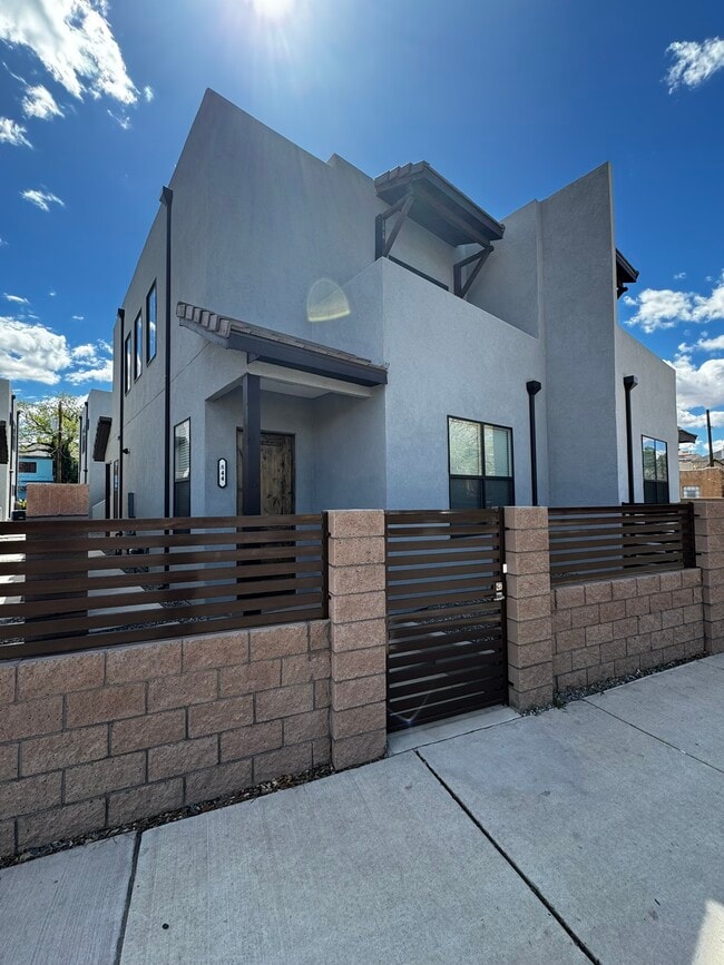 Primary Photo - 844 Tijeras Ave NW