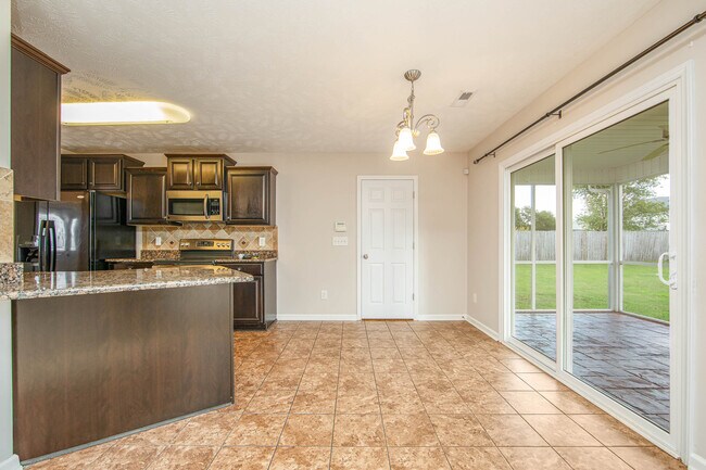 Building Photo - 355 Lockwood Dr