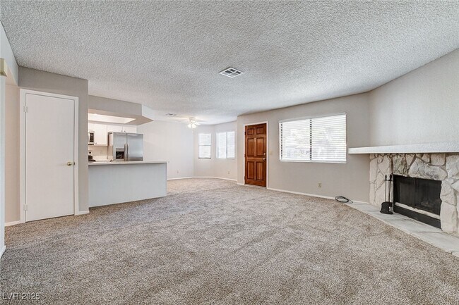 Building Photo - 2713 Otter Creek Ct