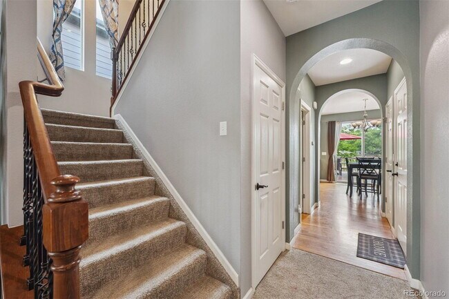 Building Photo - "Charming 3-Bed Sanctuary in Englewood: Spacious 3,089 Sq Ft with 2.5 Baths!"