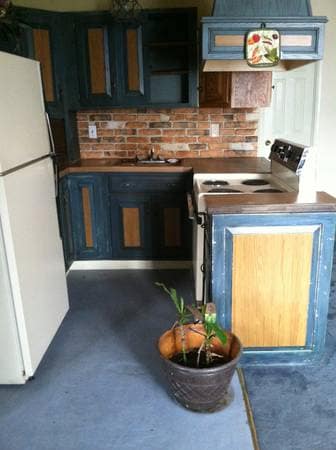 Building Photo - 4192 Division Hwy