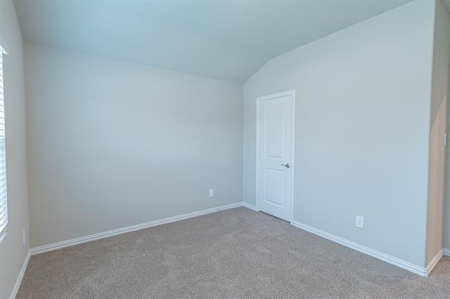 Building Photo - 2210 Gustavus Dr