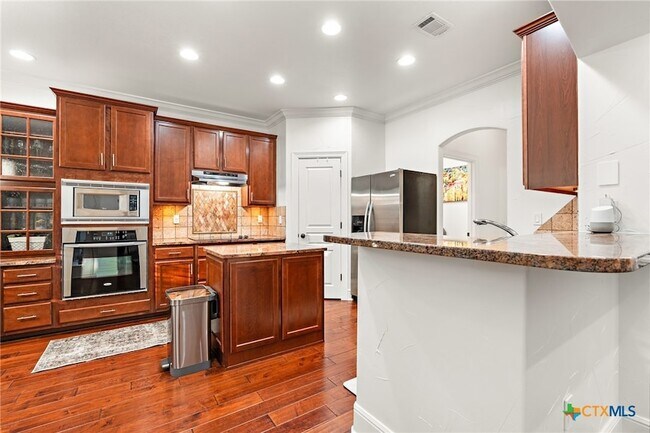 Building Photo - 3107 Sweetwater Cove