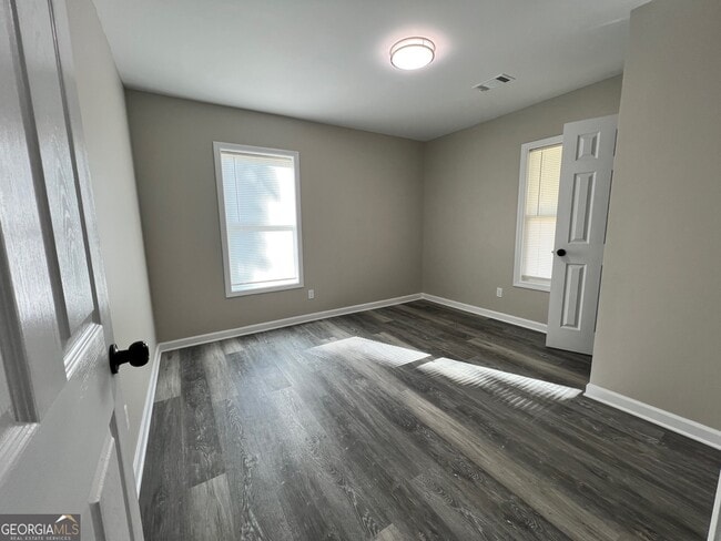 Building Photo - 416 Gordon St