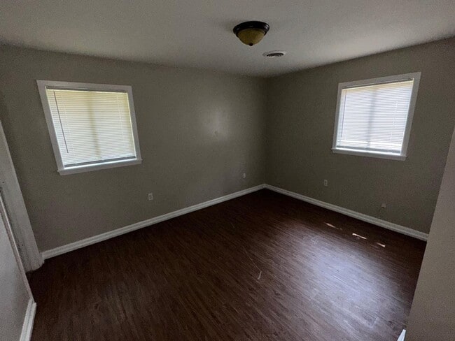 Building Photo - 3218 Meadow Forest Dr