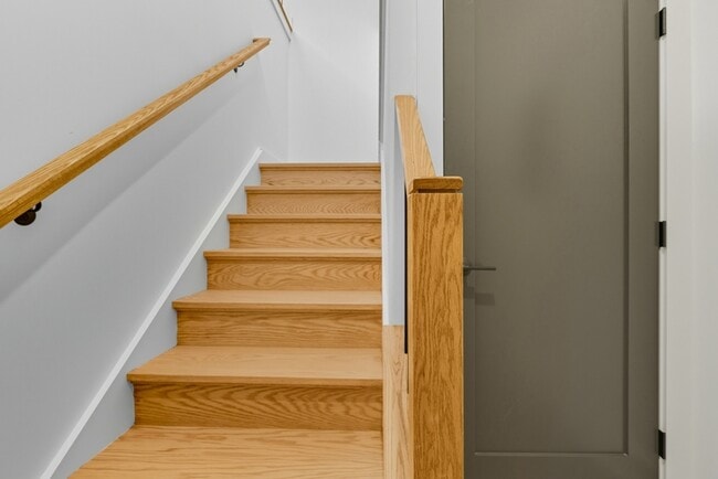 Building Photo - 3531 Claremont St