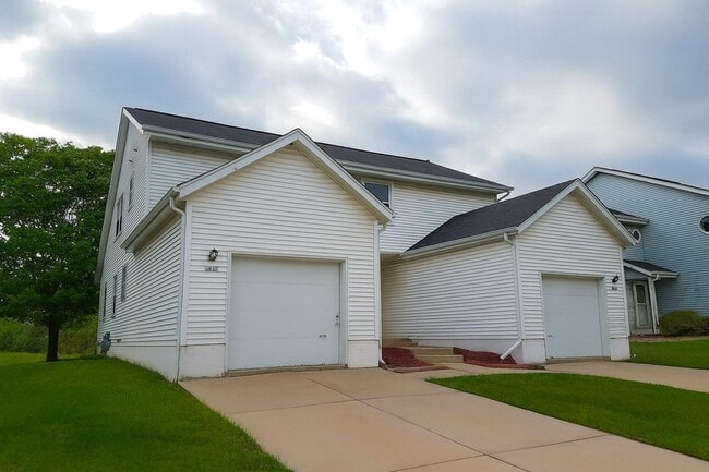 Building Photo - 2040 Madera St