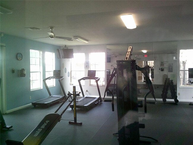 Building Photo - 6292 Twain St