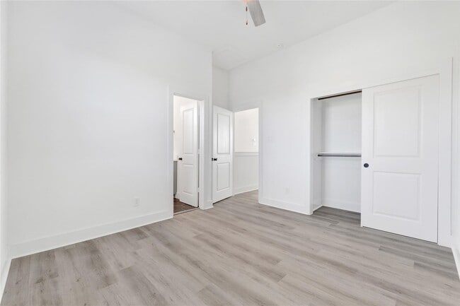 Building Photo - 3210 Frying Pan Pl