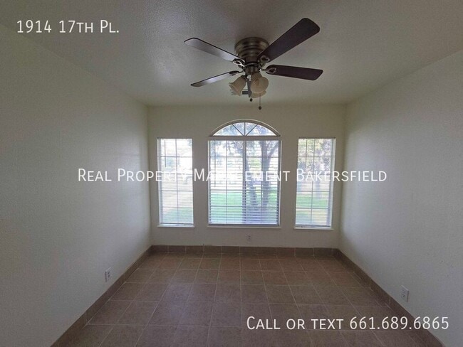 Building Photo - 1914 17th Pl