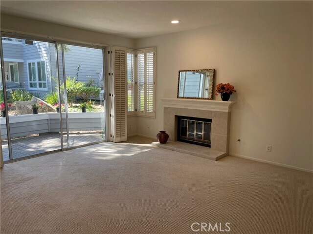 Building Photo - 253 Chesterfield