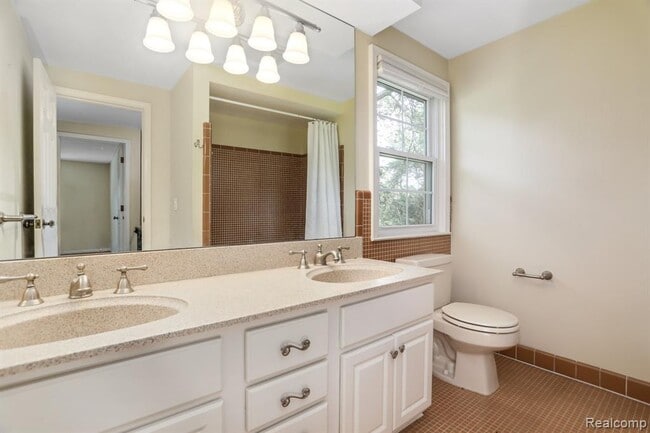 Building Photo - 4259 Wendell Rd