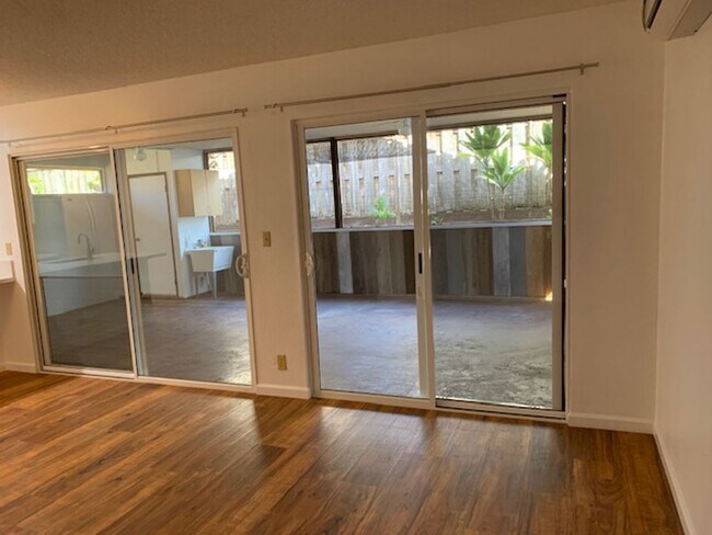 Building Photo - Waipio Gentry Home - 3 bedroom, 2.5 bath w...