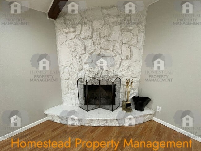 Building Photo - OUTSTANDING KEIZER LOCATION!