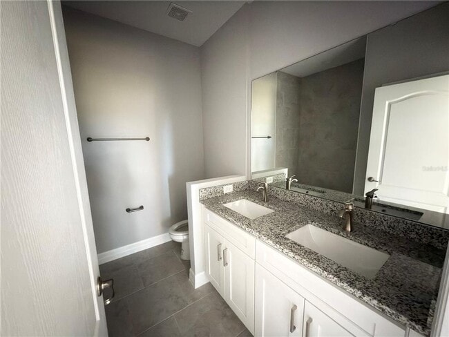 Building Photo - 5048 San Ignacio Dr