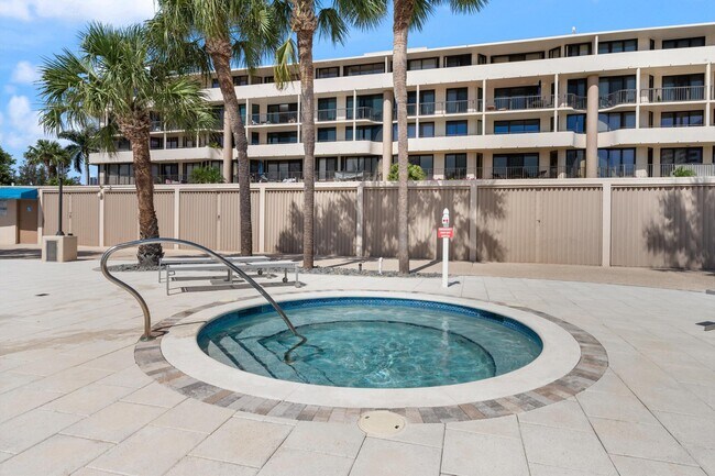 Building Photo - 1401 S Ocean Blvd