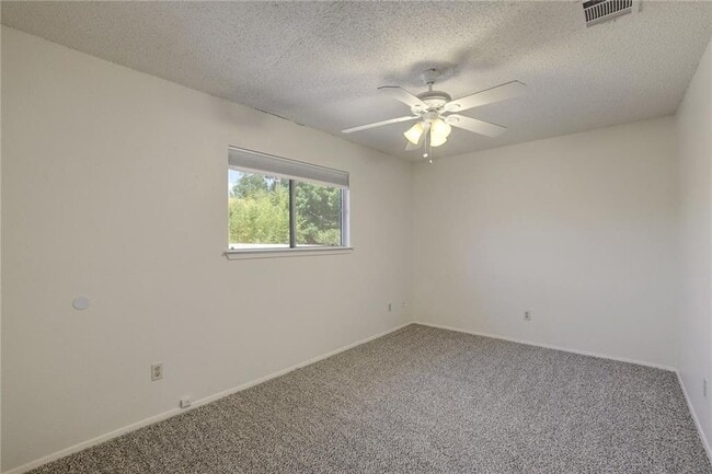 Building Photo - 6016 Westcreek Dr