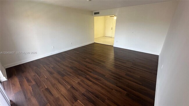 Building Photo - 4848 NW 24th Ct